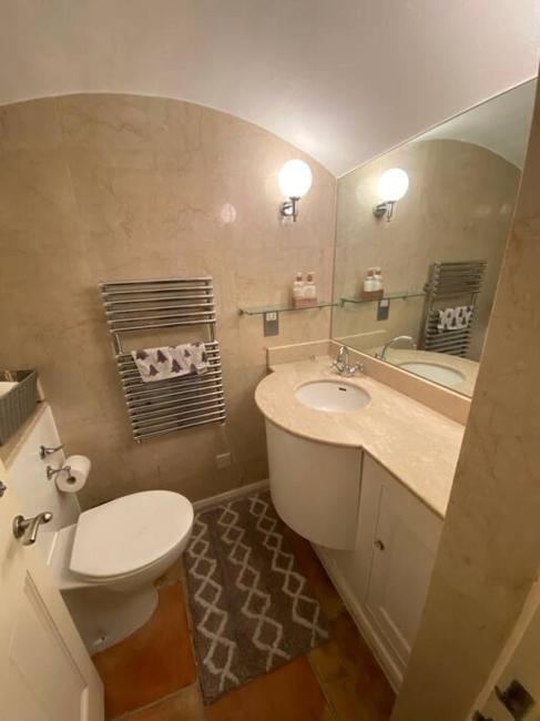 Spacious flat in the most desirable area of London Images_4