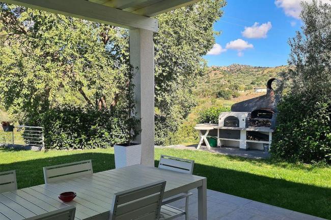 Villa con piscina Images_2