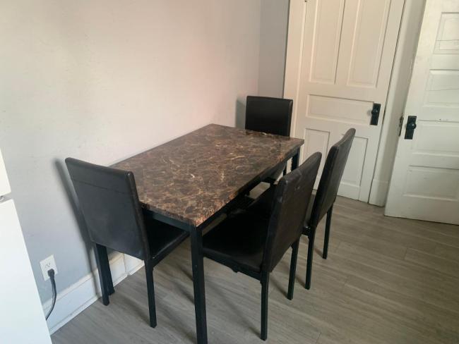 Minutes away from Gainbridge and downtown, your home away from home Images_5