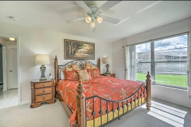 heated pool, spa and game room Images_3