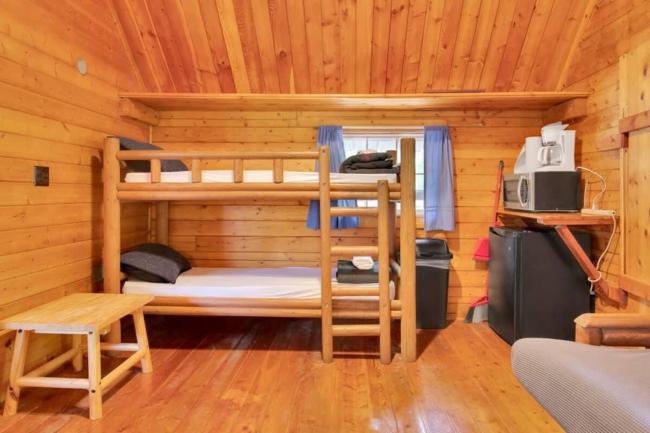 Secluded Rustic Cabin with Views Images_3
