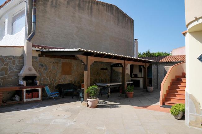 Comodo e ampio appartamento fronte mare in Loc. Maladroxia C535 Images_5