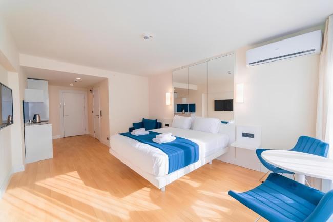 BeachFront City Center Aparthotel ORBi CiTY Images_3