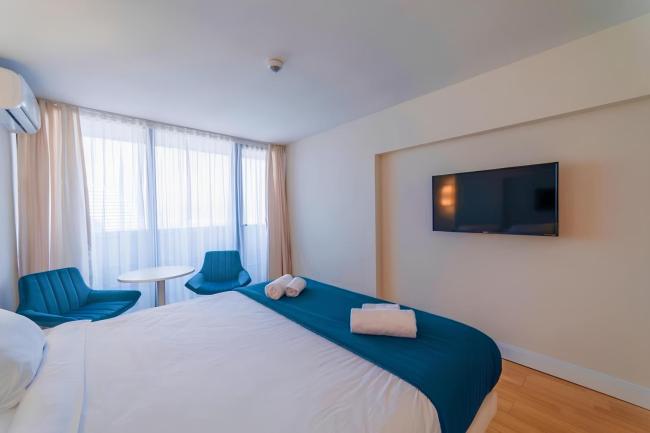 BeachFront City Center Aparthotel ORBi CiTY Images_4