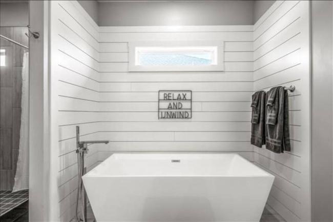 Just Like Home #6: Norman: It's Game Time (campus) Images_3