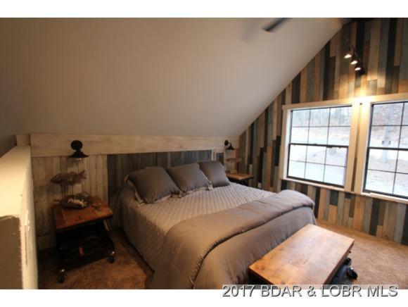 Hidden Gem in Quiet Cove; Lakefront, launch, dock Images_2