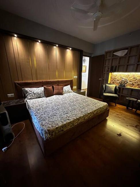 3-BHK with pool & highway view. Images_2