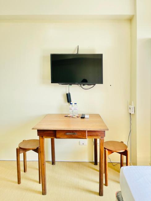 * *L2 Budget Friendly Studio Images_4