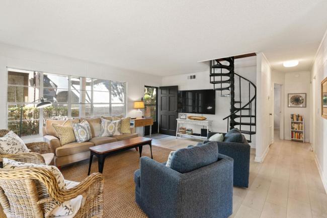 Moon Cottage - 4222 Twelfth St Images_4