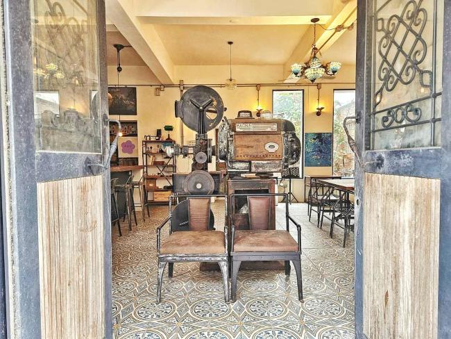 Possession B&B Images_1