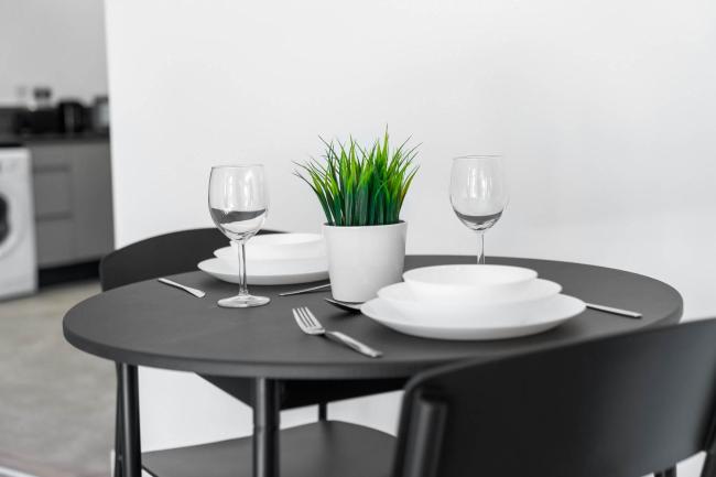 Stylish Apartment with Free Wifi & Netflix 49aG Images_4