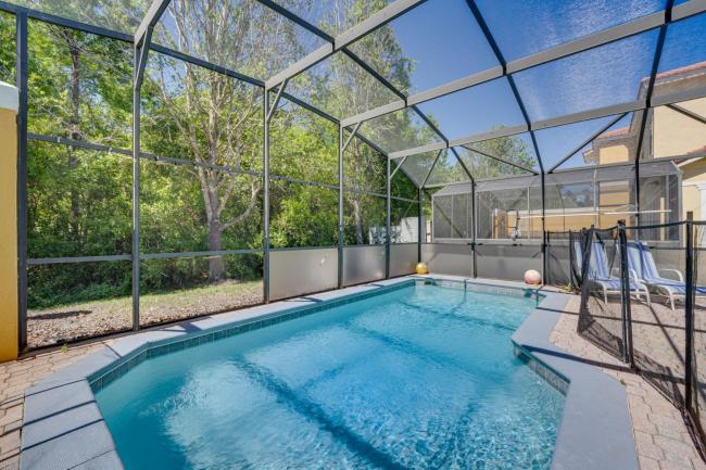 Kissimmee Villa with Pool and Lanai 8 Mi to Disney! Images