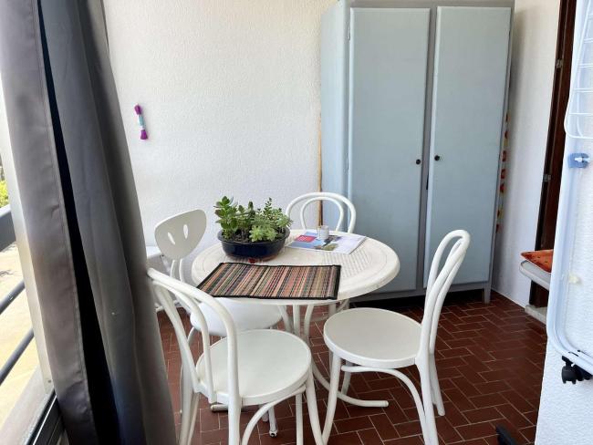 Studio cabine rénové, 3 couchages, Argelès-sur-Mer, plage à 500m, vue montagne, parking, balcon - FR-1-225-805 Images_1