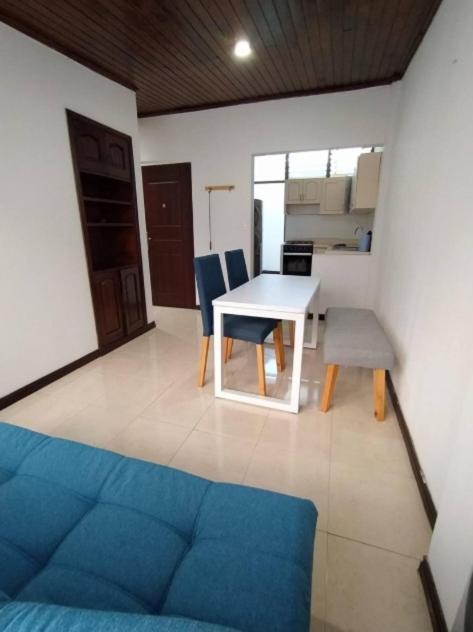 Acogida encantadora y excelente ubicación Images_5