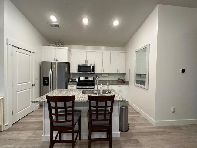 3rd floor condo in Providence Images_2