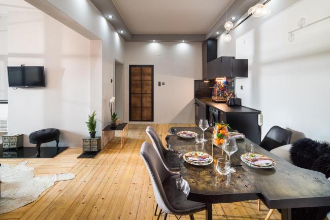 Design Apartment with a view in the top Center Images_2