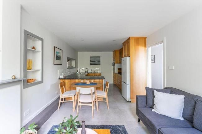 Cosy Unit With a Sea View Images_1