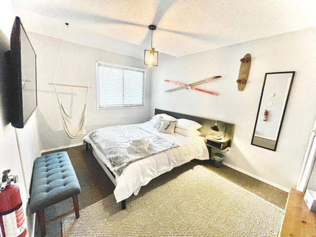 Mountain Edge Images_2