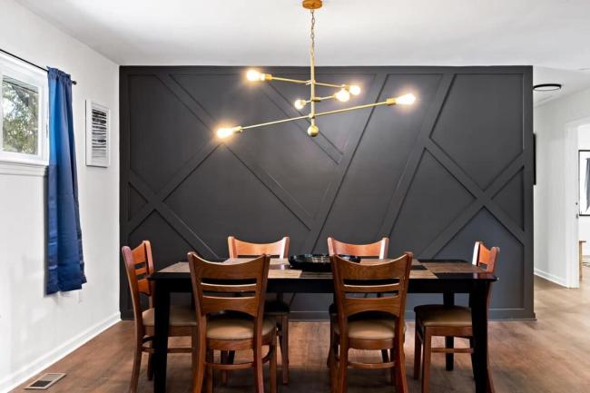 Elegant in Noir- Midcentury Modern Vibes Images_2
