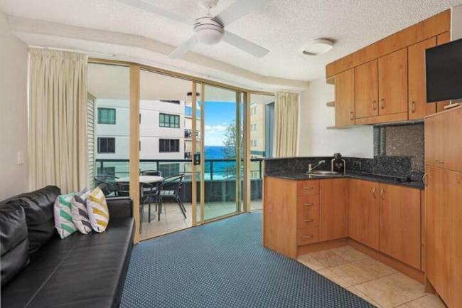 8th Floor Ocean View Landmark Resort Mooloolaba Images_4