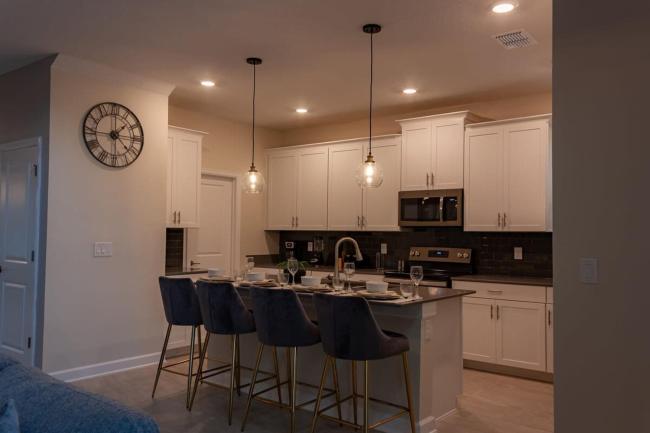 Luxurious Pool Home with Game Room-801DSD Images_5