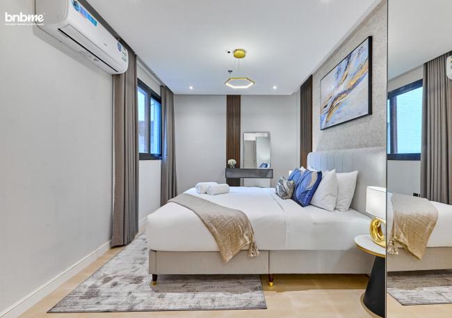 bnbmehomes - 3BR with Pvt Rooftop in Al Malqa- 4C Images_2