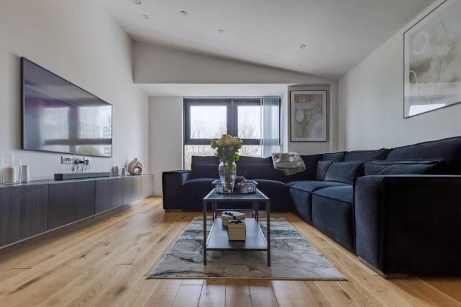 Pass the Keys NEW Exquisite 1 Bedroom Apartment Central Images_1