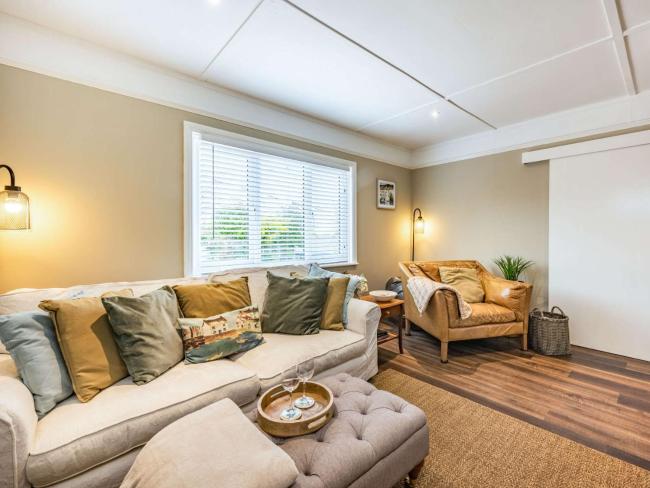 2 bed in Peasmarsh 87680 Images_3