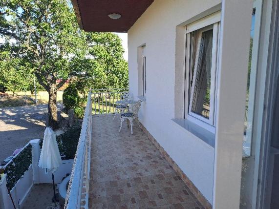 Apartment with pool - Keep calm Images_4