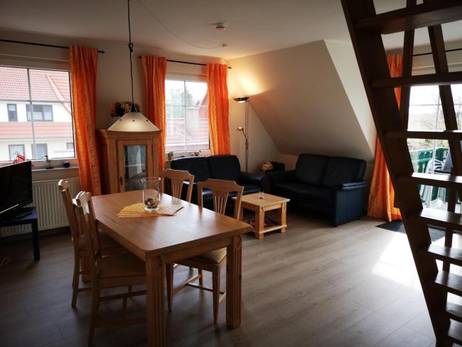 to Hus Images_4