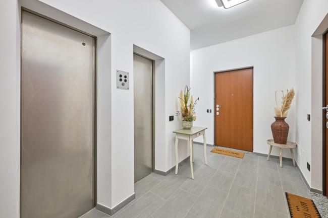 Ecoloft in corso Como con parcheggio Images_4