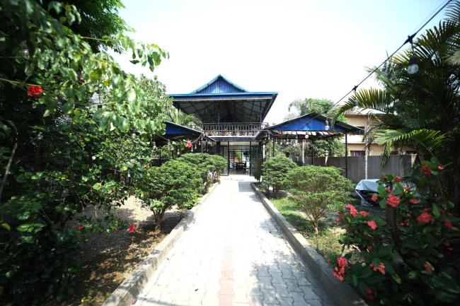 Hotel Flycatcher Chitwan Images_1