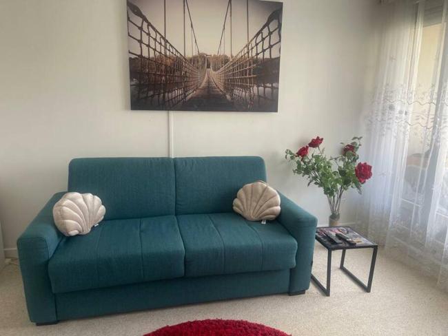 Beau F1 lumineux et calme Images_5