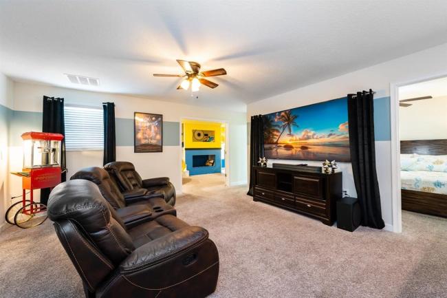 Huge 9br w game rm pool theme rooms by Disney Images_1