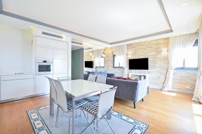 3BR Behind the Beach with Mamad by HolyGuest Images_4