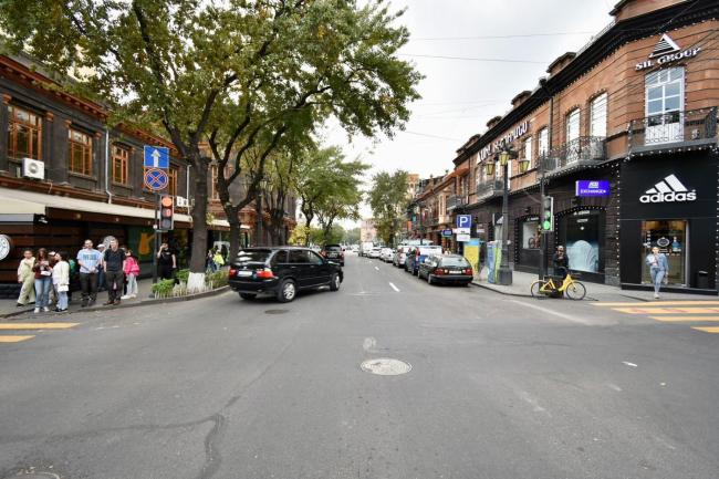 In the center of Yerevan 2-room apartment in a newly built building on Aram street Images_3
