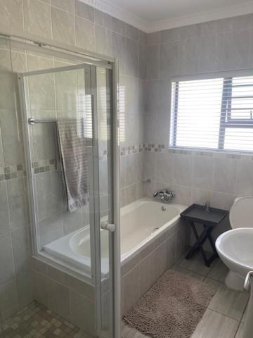 Paddocks Unit 22 Images_3