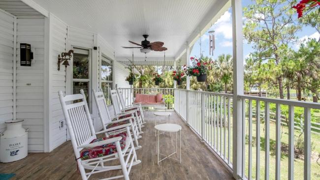 Rustic Ranch in Naples - Sleeps 18 w Pool & Staff Images_4
