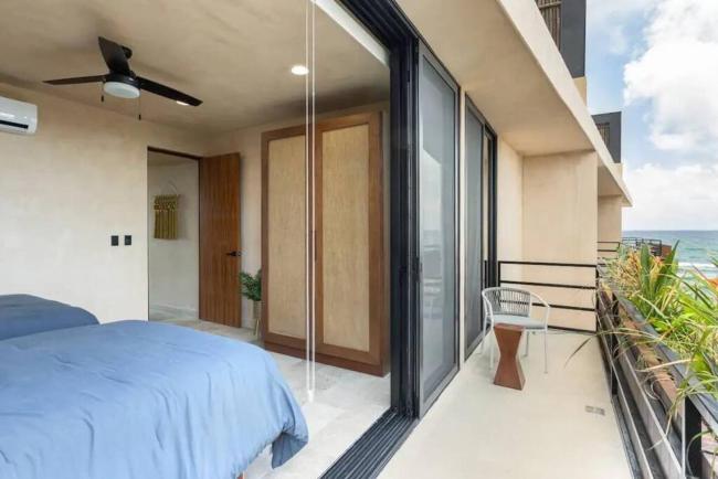 Luxury Beachfront Penthouse With Private Pool Images_2