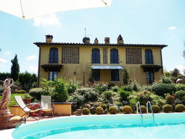 Villa in Chianti with private pool Images_3