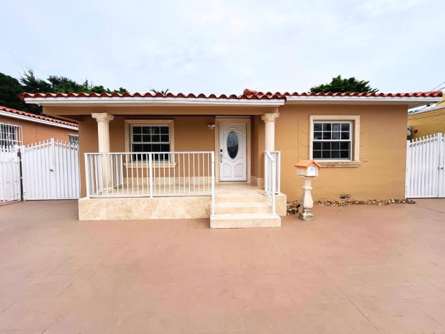 Private Oasis, 4BD/5BTH, Heated Pool, Sleeps 8! Images_1