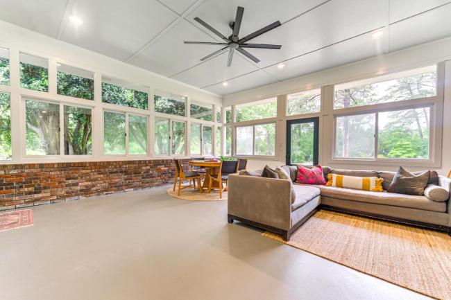 Palmetto Cottage with Fire Pit, Game Table and More! Images_3