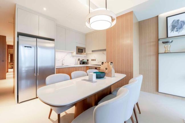 Supremely Elegant 3 Br Apt with Burj Khalifa view Images_5