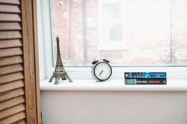 Elegant 3BR Home with Fully Equipped Kitchen Images_4