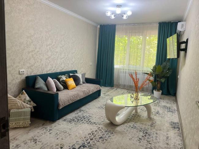 Комфортная 2х квартира в центре Кунаева, Mega Symkent, Цум Images_1