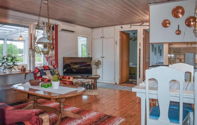 Cozy Home In Sölvesborg With Kitchen Images_5