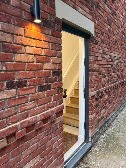 Studio flat in quiet location Images_4