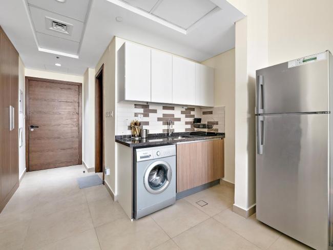 Modern Studio In Azizi Star-Furjan Images_3