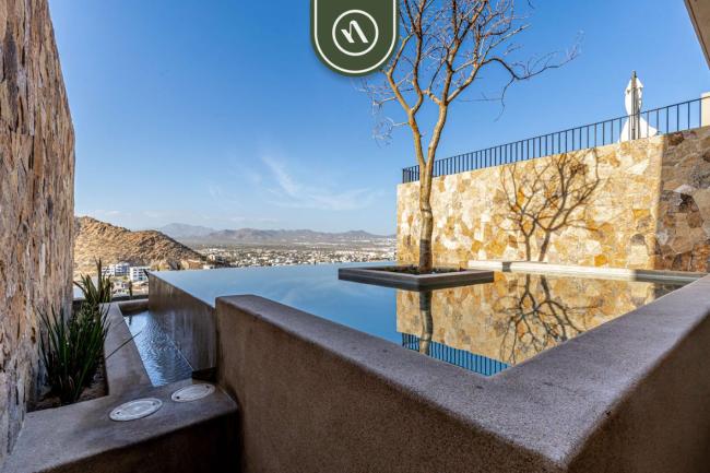 2BR Condo with Pool Images_5