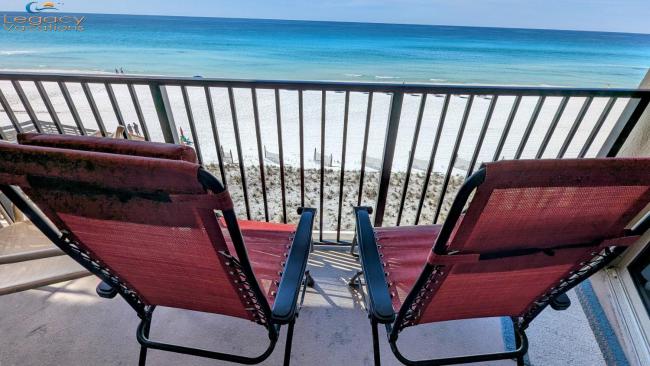 Budget Friendly 2 Bd Condo With $1,000,000 View Images_2